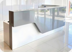 Recepcja z laminatu HPL